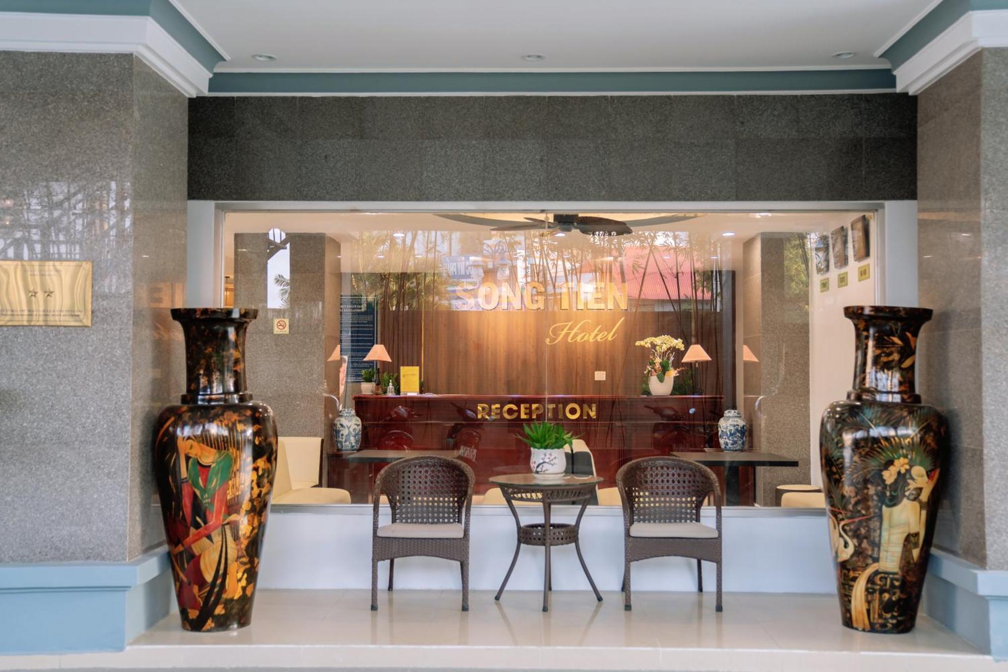 Song Tien Hotel Mỹ Tho Exterior foto